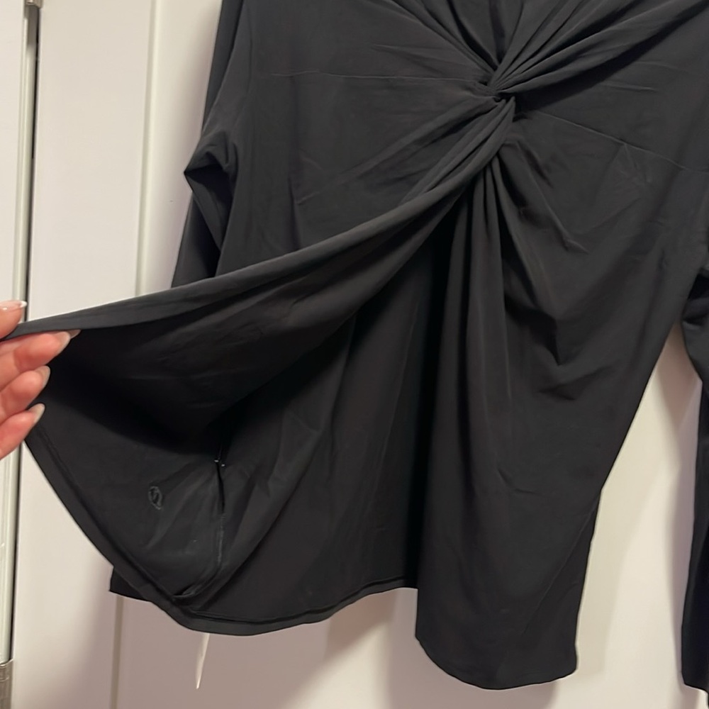 NWT Lululemon Twist-Back Relaxed- Fit Long-Sleeve Shirt - Picture 8 of 11